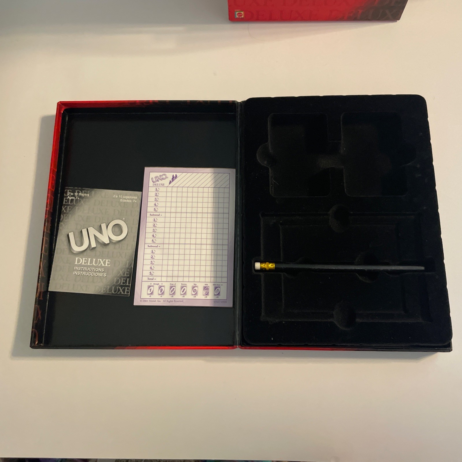 Uno Deluxe Edition Card Game. Near Mint Condition ( See Photos )