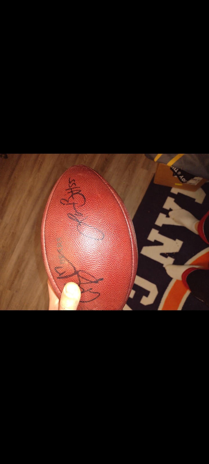 Chicago Bears Game issued Team Used Football signed by BRIGGS BENSON ALSHON etc