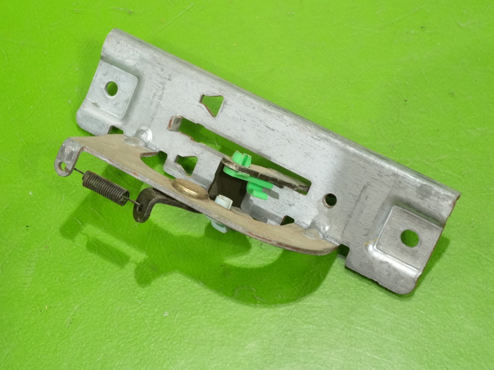 92-95 Civic hatch hatchback OEM 74790-SR3-003 rear back tailgate opener lever