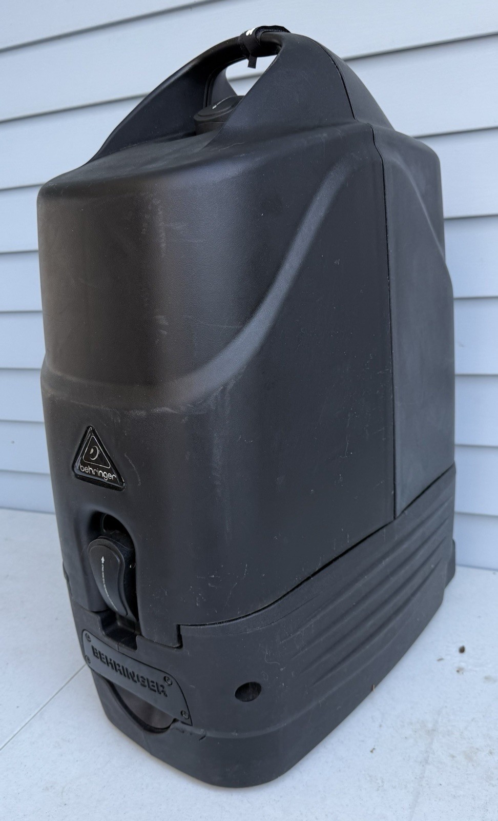 Behringer Europort PPA500BT 500-Watt 6-Channel Portable PA System w/ Bluetooth