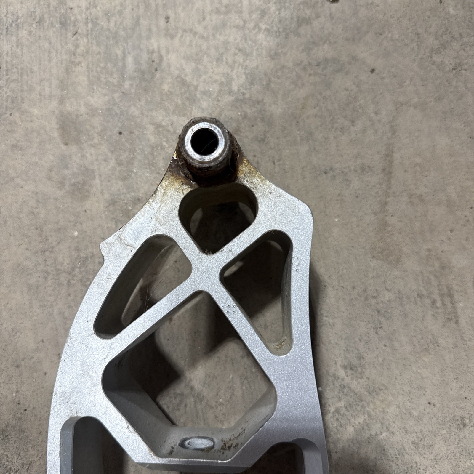 Yamaha FX Phazer Right Steering Spindle Knuckle RTX XTX MTX 07-17