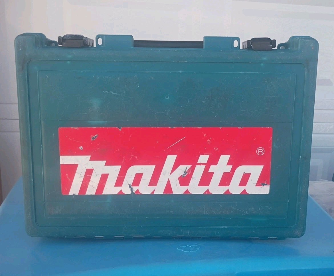 Makita HM0810B Demolition Hammer Used with Case, Free Shipping