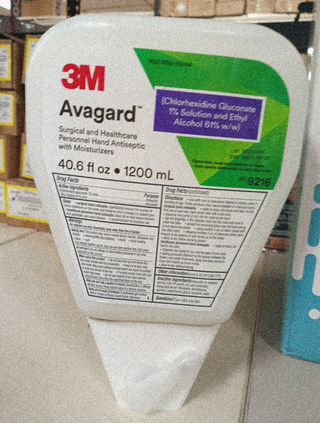3M AVAGARD 9216,  Exp 5-6-27.  40.6 Oz,    385