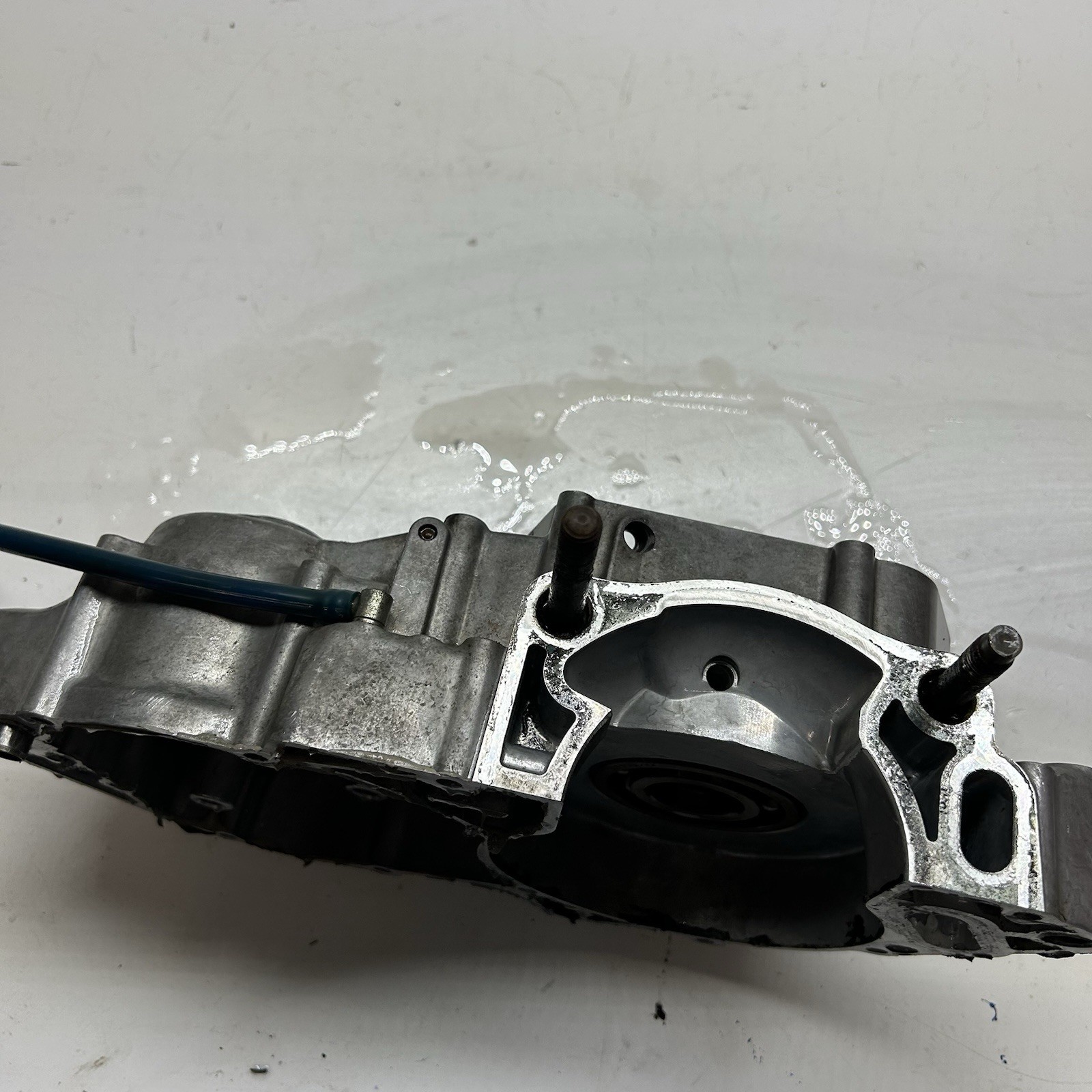 11 - 26 YAMAHA YZ 250 X 2 STROKE LEFT SIDE CRANK CASE BOTTOM END