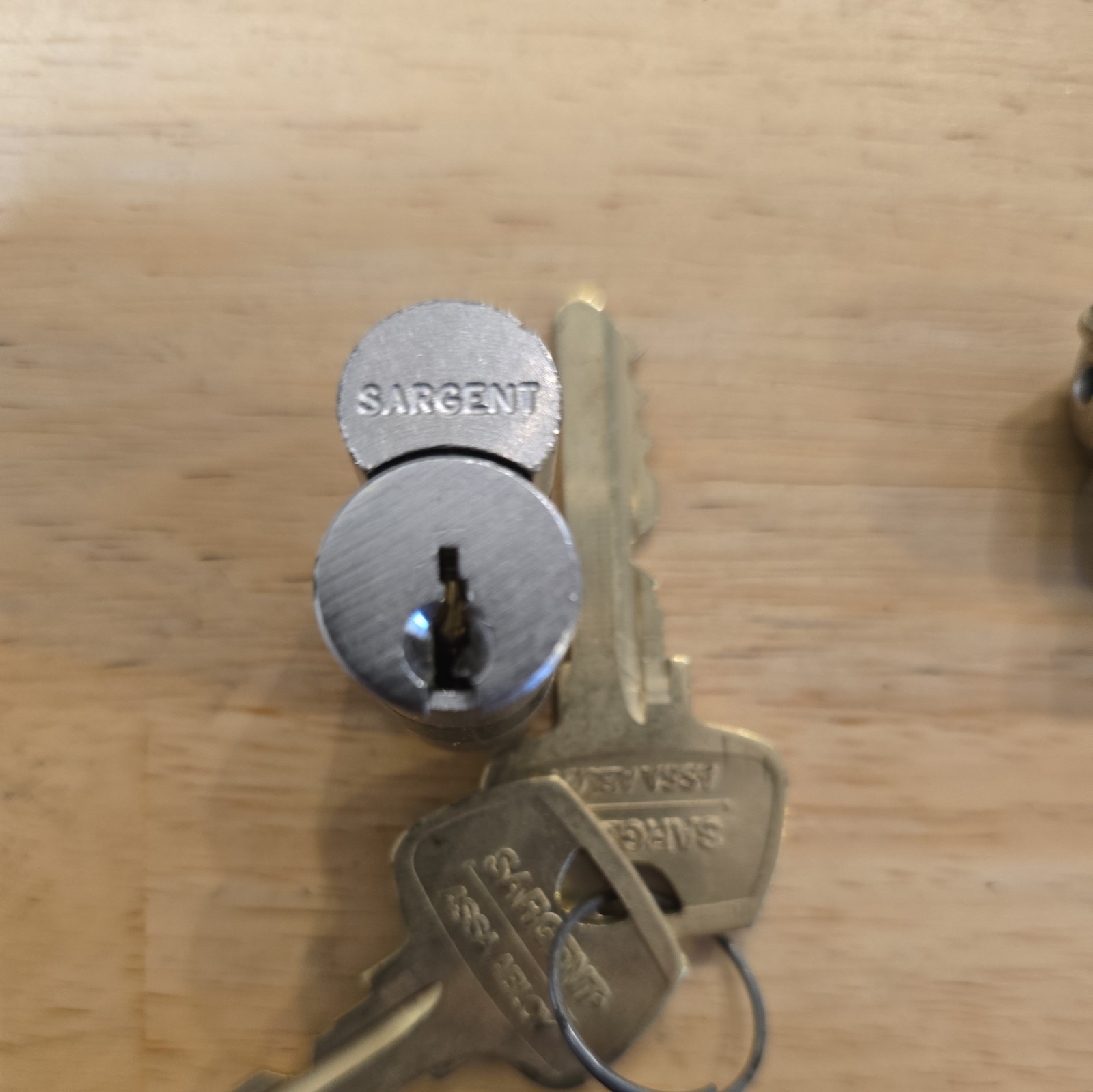 Sargent Assa Abloy Removable Core Large Format Cam Cylinder w/ 2 Keys 15694417