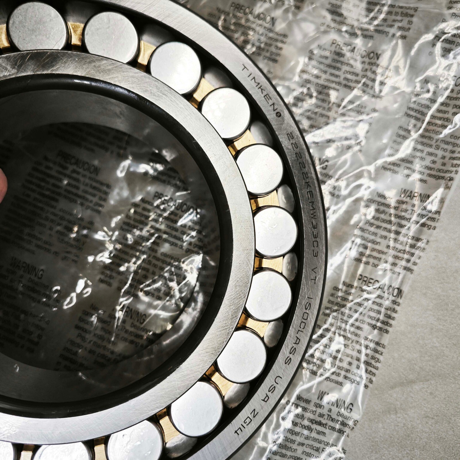 New Spherical Roller Bearing for Timken 110 x 200 x 53 mm 22222KEMW33C3