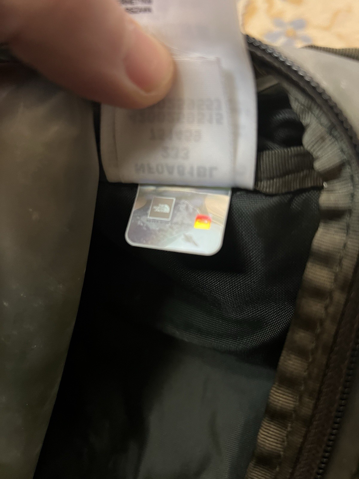 RARE Green The North Face Base Camp Voyager Unisex Toiletry Kit Bag Travel Hike