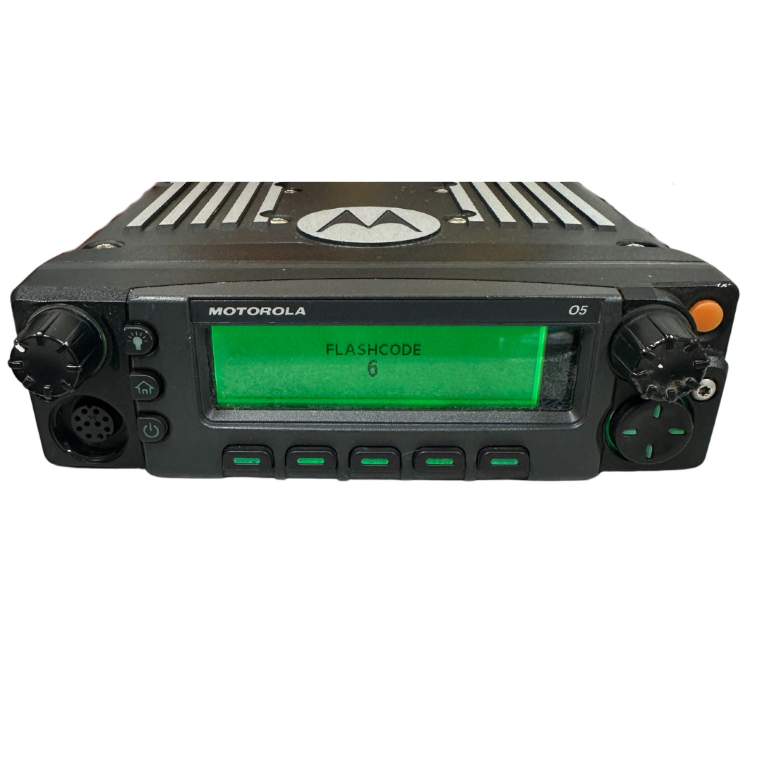 Motorola XTL5000 M20URS9PW1AN Mobile Two-Way Radio 700/800MHz w/ O5 Control Head