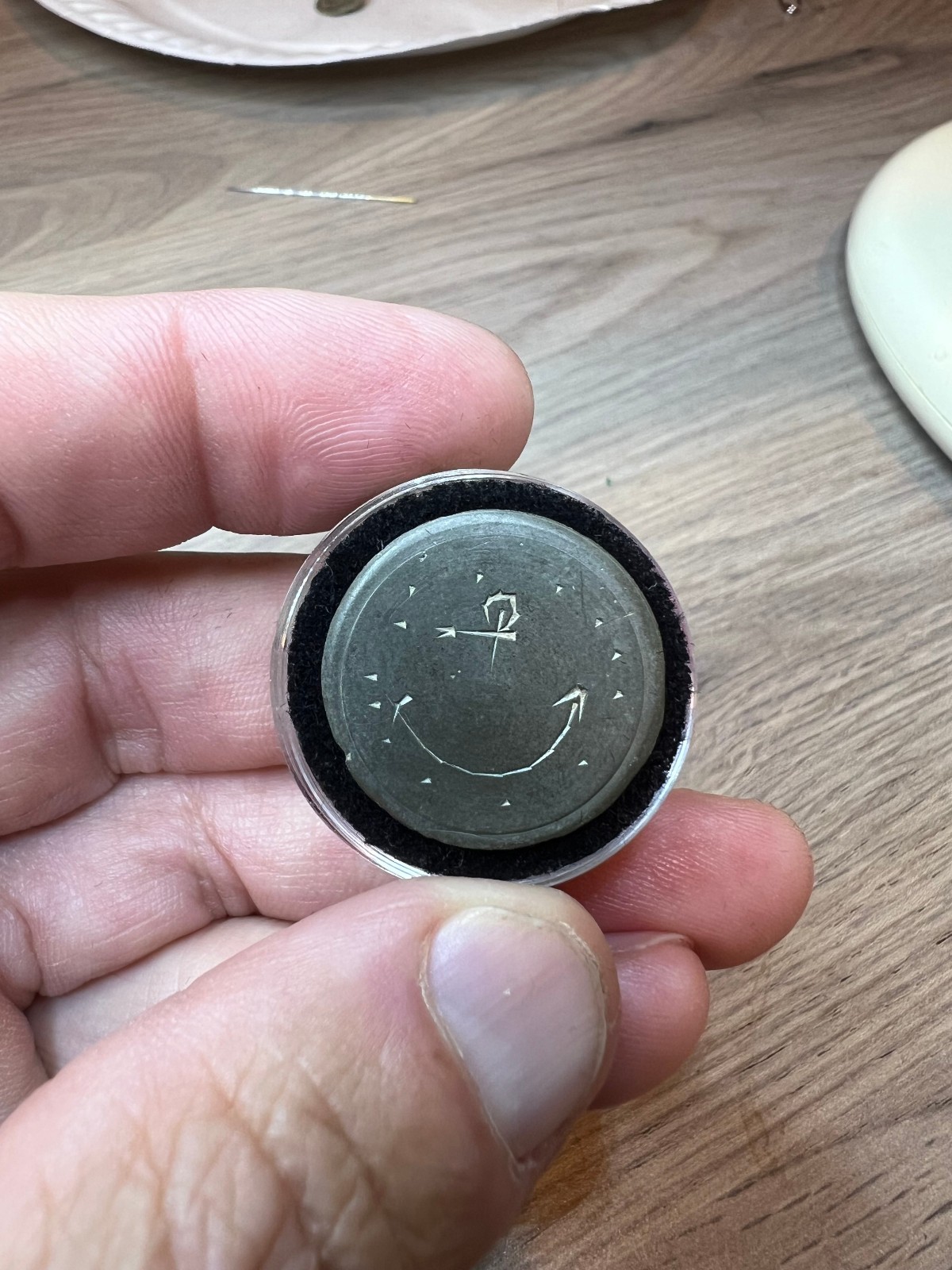 Dug American Revolutionary War Engraved Navy Anchor & 13 Stars Coat Button