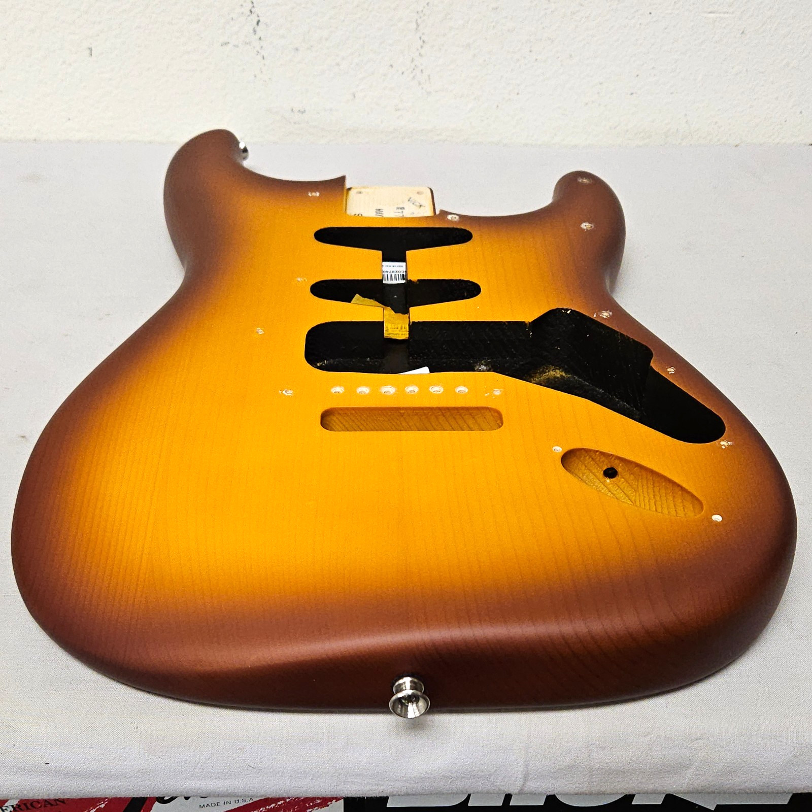 Fender American Performer LE Timber Strat Spruce Body Satin Sunburst USA Guitar