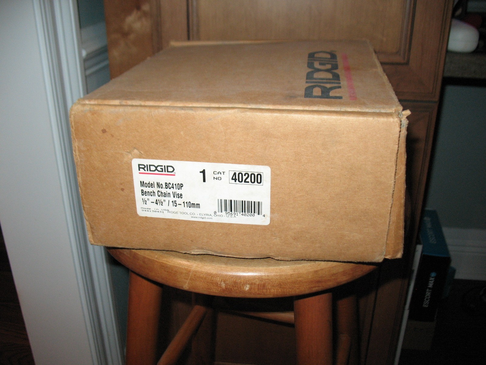 RIDGID BC410P Bench Chain Vise, 1/2 inch to 4- 1/2 inch Bench Vise