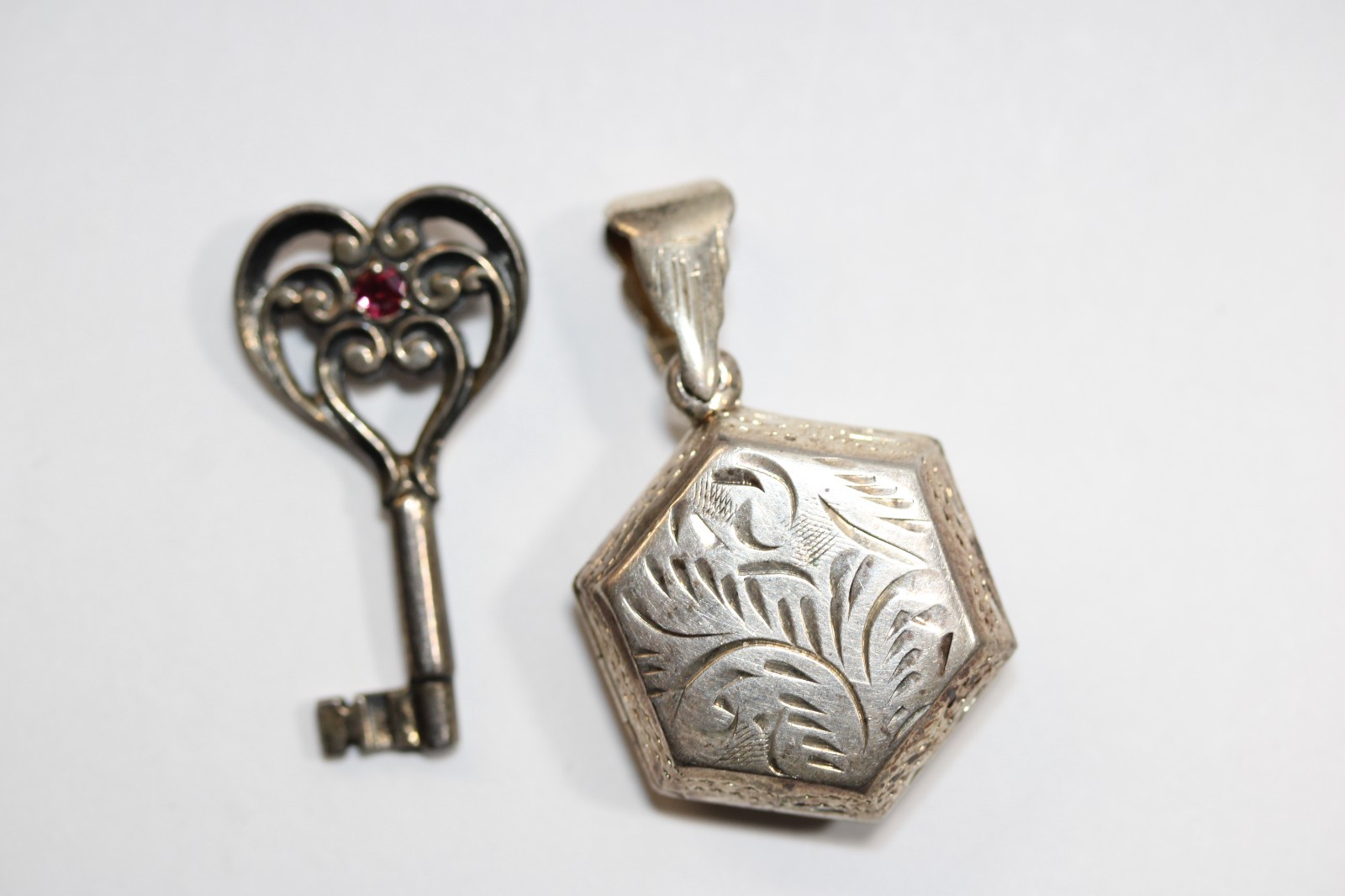 20g All Vintage Sterling Silver Pendant Lot Of 5 #0468