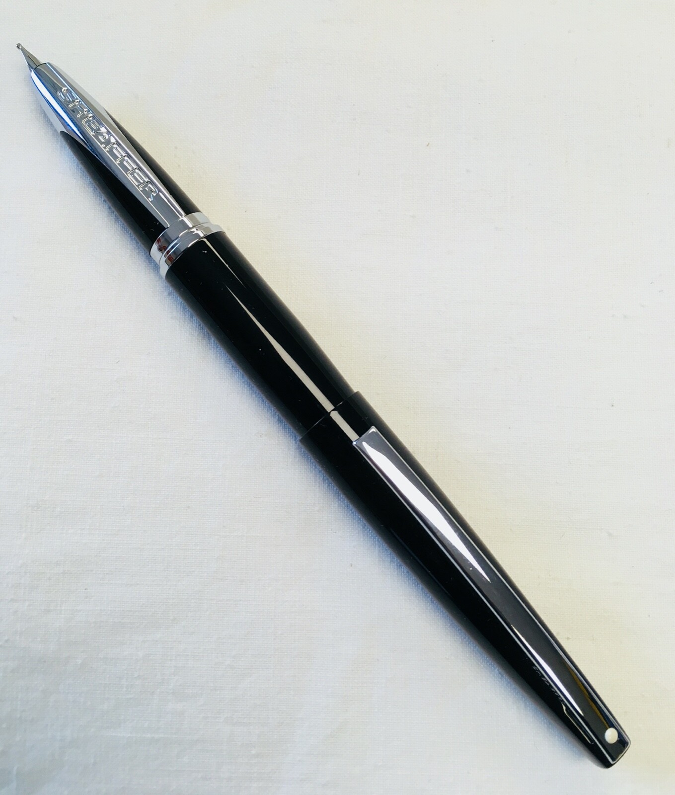 Sheaffer Taranis Gloss Black “B” Nib Fountain Pen