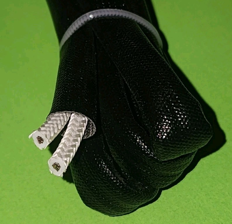 200 Watt 12 Volt Silicone Fuel Filter Heater For Duramax Diesel Engine