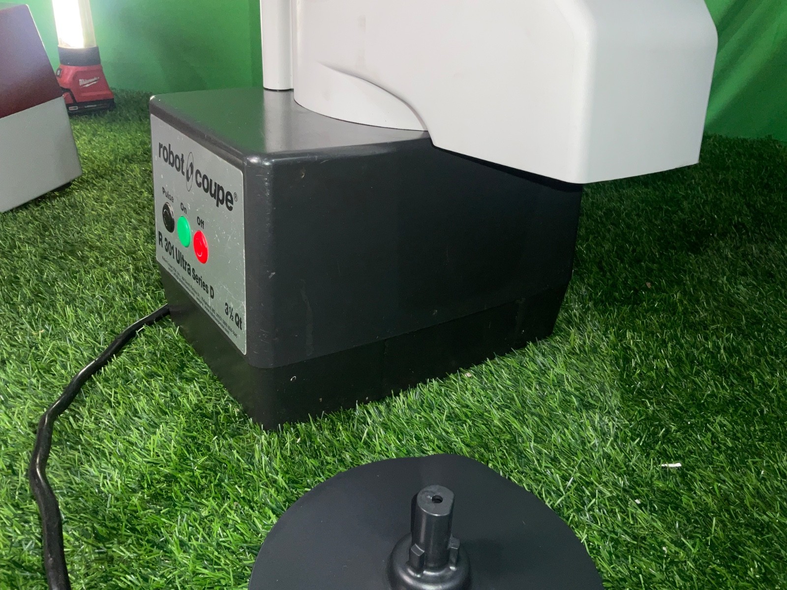 Robot Coupe R301 Ultra B Commercial 3.7L Food Processor 120V, NEW FEED 1691 1F