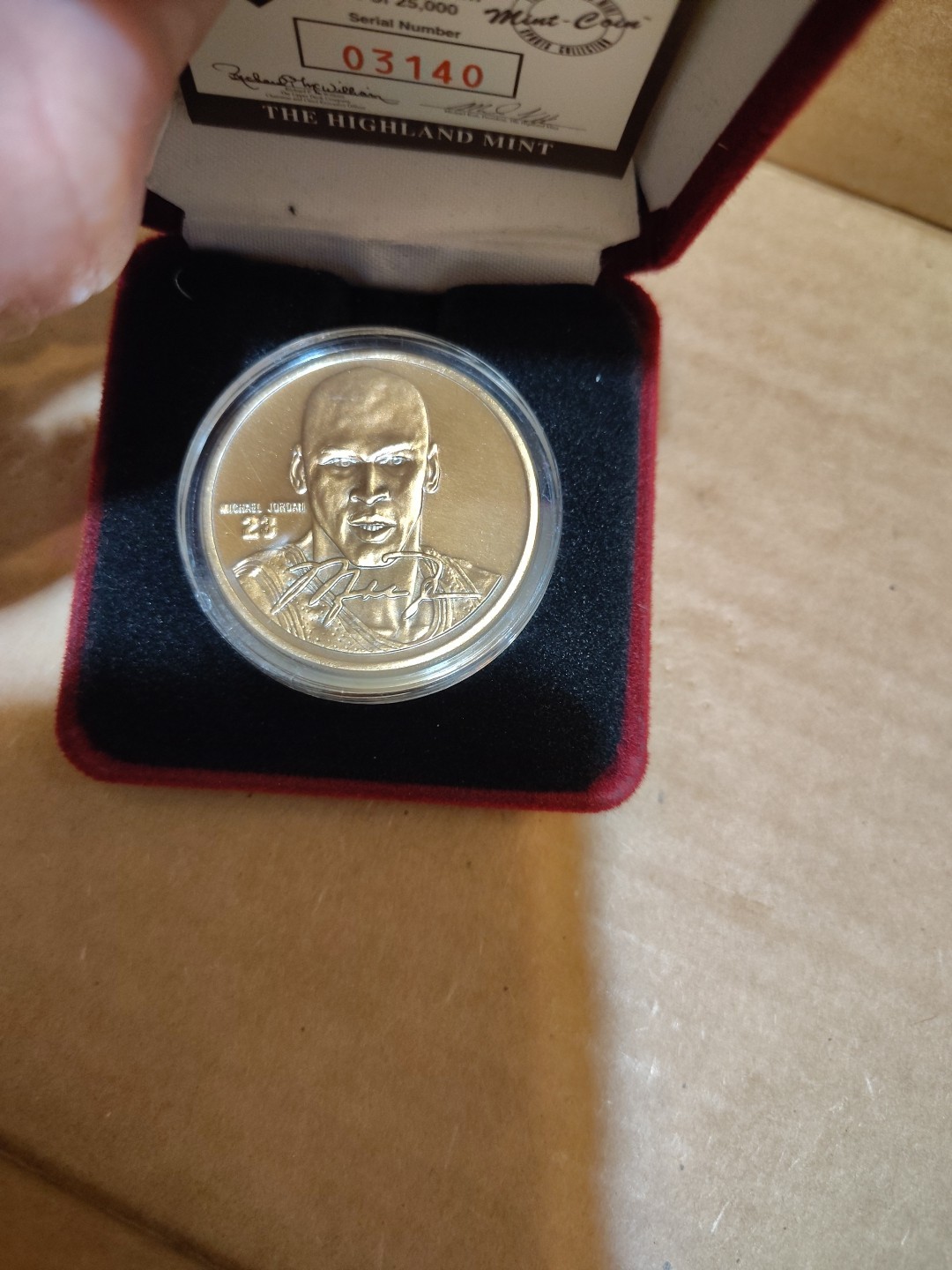 Michael Jordan Highland Mint Bronze Coin /25000 COA Chicago Bulls