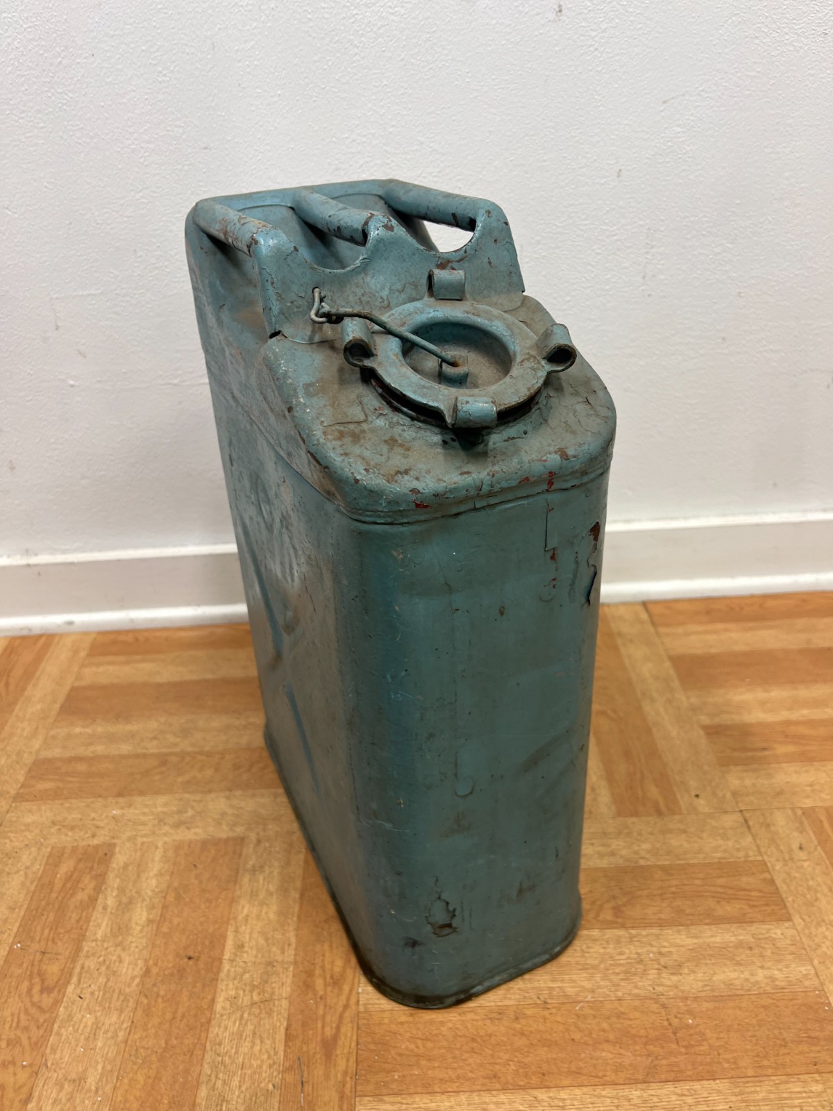 Vintage US Military Jerry Can Container 1952 KOREAN WAR water willys jeep prop
