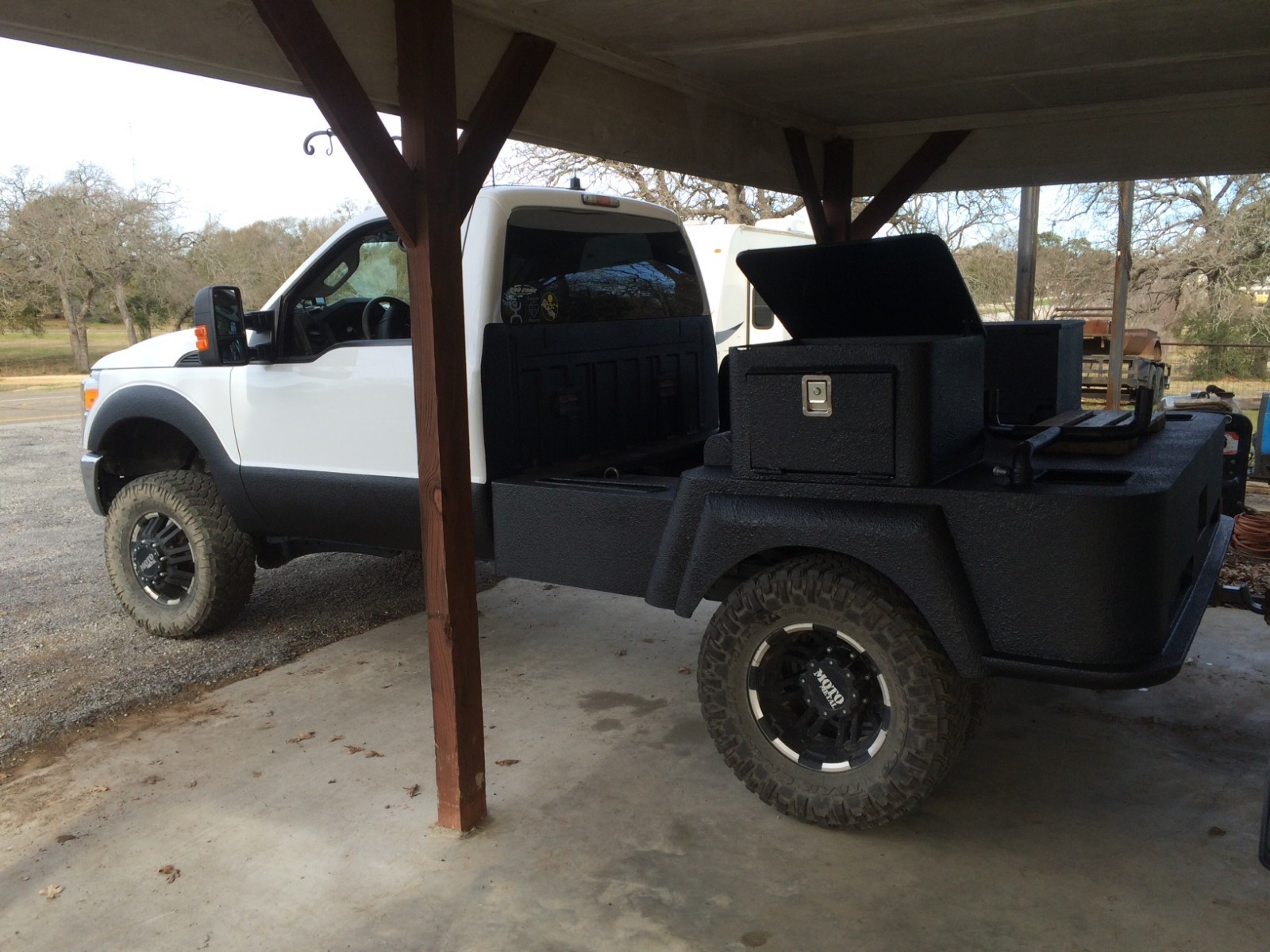 SPRAY IN on BEDLINER KIT Black 3 Gallons mixed Bed Liner with Gun, 12 Liters!