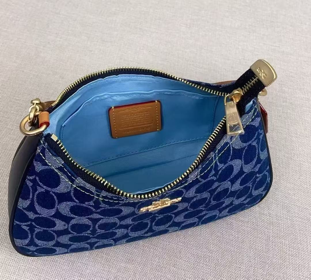 COACH Teri Shoulder Bag In Signature Denim/Blue No cherry Only unpacked Not used