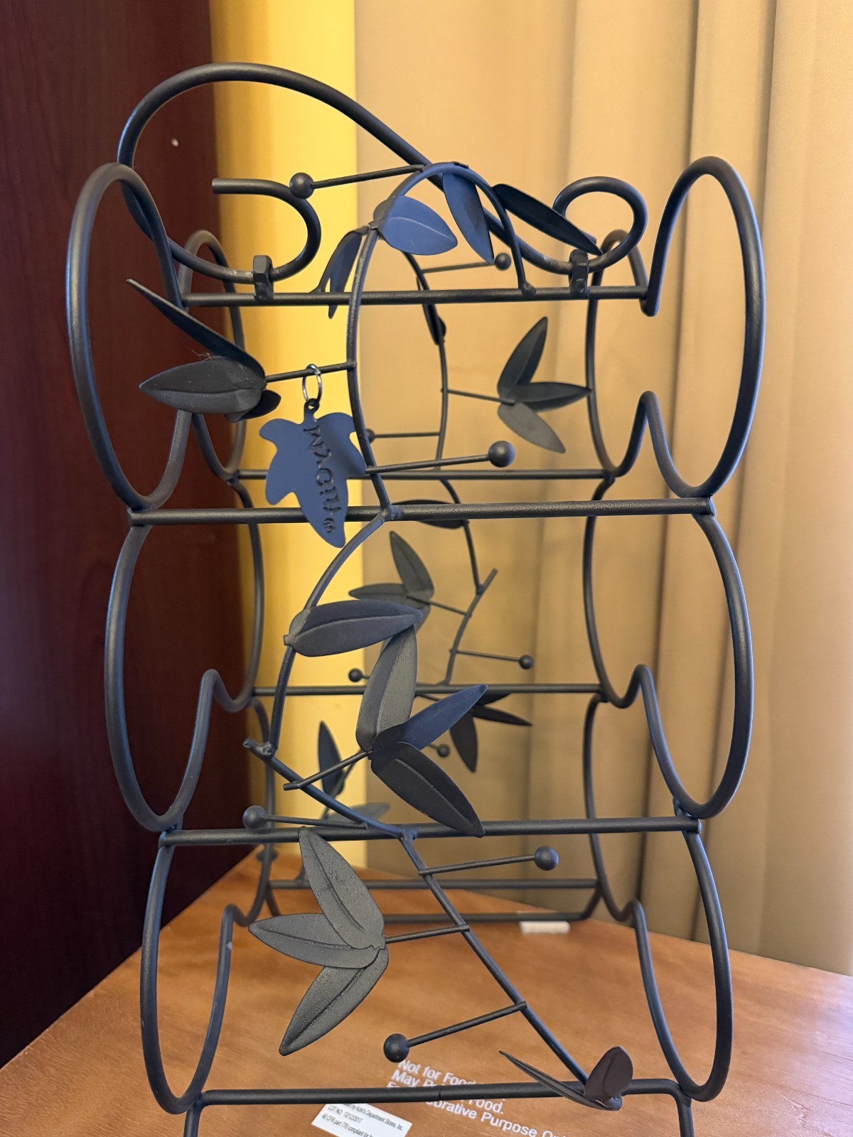 "My Gift" 6 bottle metal wine rack in brown