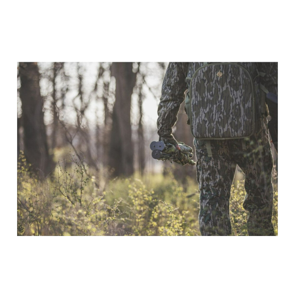 Ameristep Hub Design Compact Mossy Oak Obsession Three Panel Throwdown Blind