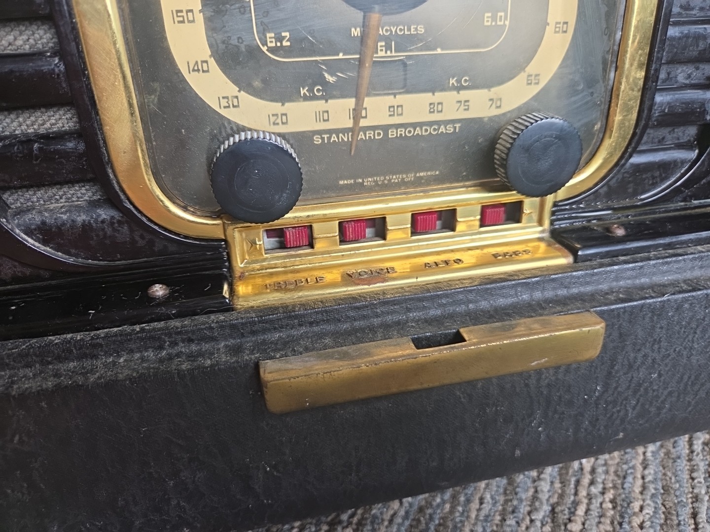 Vintage Zenith Transoceanic Radio G500 Chassis 5G40 - Turns On. For Restoration.