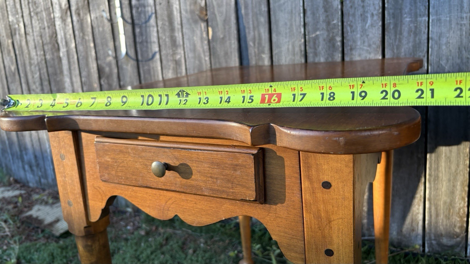 ETHAN ALLEN Maple Colonial Early American Country French Heirloom Nightstands