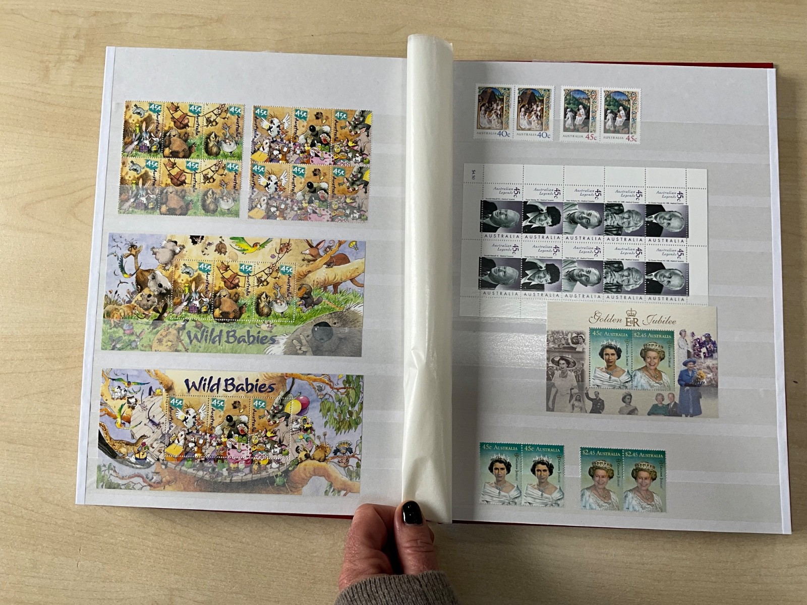 Australia Stamps 2002-2004 MNH Booklets Blocks Sets in 32 sided stock book #SA11