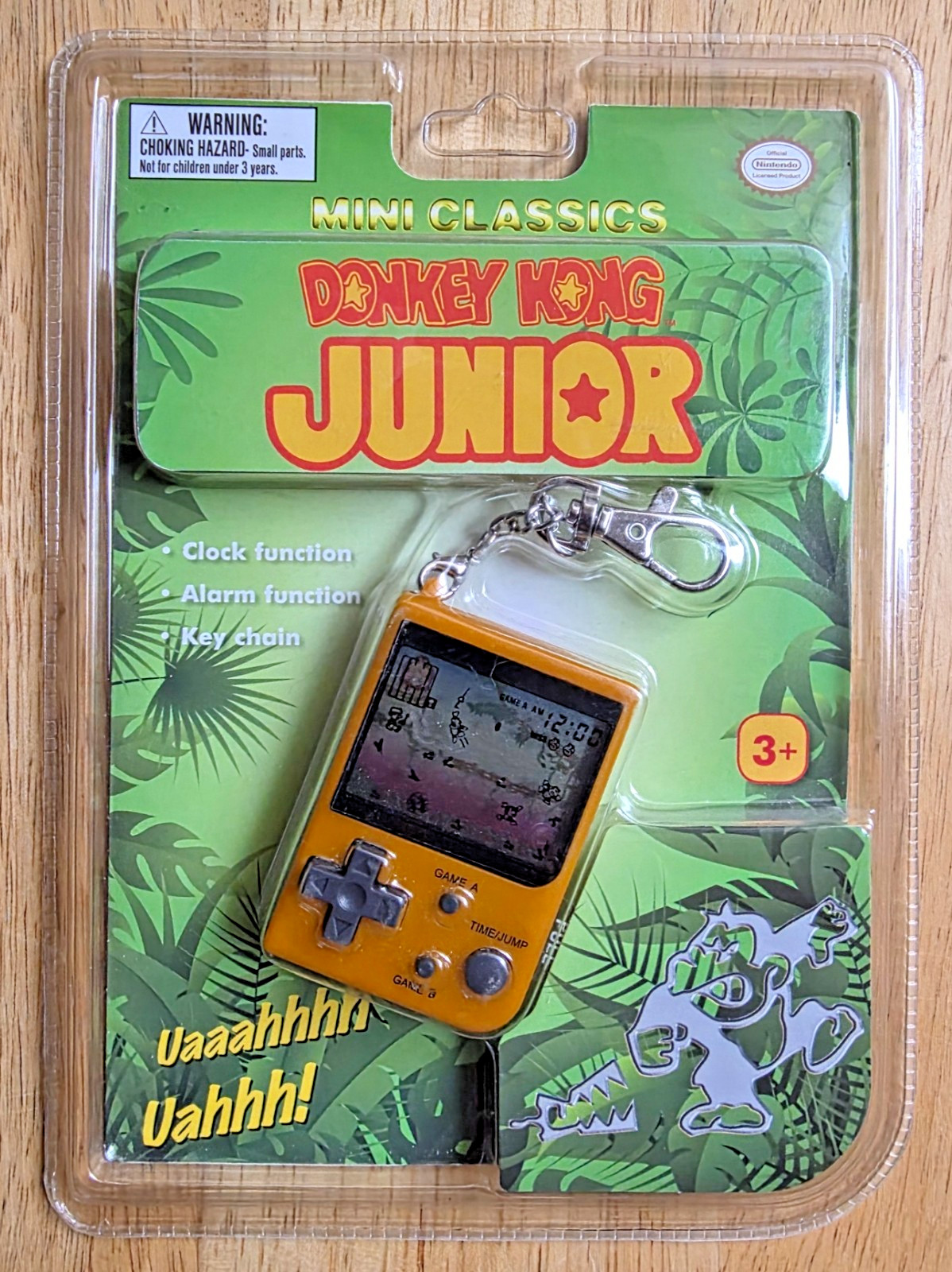 NINTENDO Mini Classics Donkey Kong Jr Keychain Video Game DK NEW SEALED