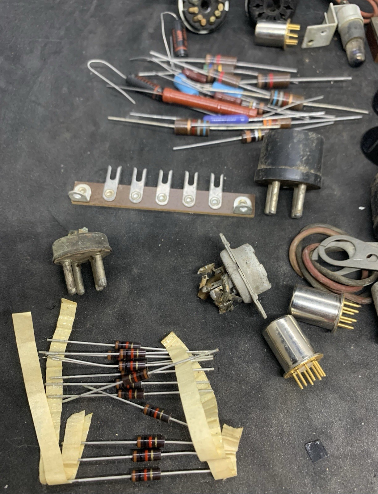 Misc. Radio and Electrical Parts * FROM HAM / ANTIQUE RADIO ESTATE * (A205)