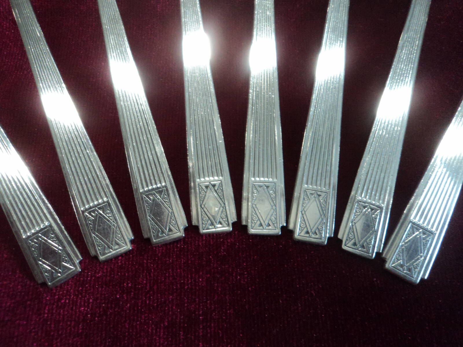Silverplate Flatware Lot of 8 Ice Cream Forks Oneida Art Deco NOBLESSE 1930