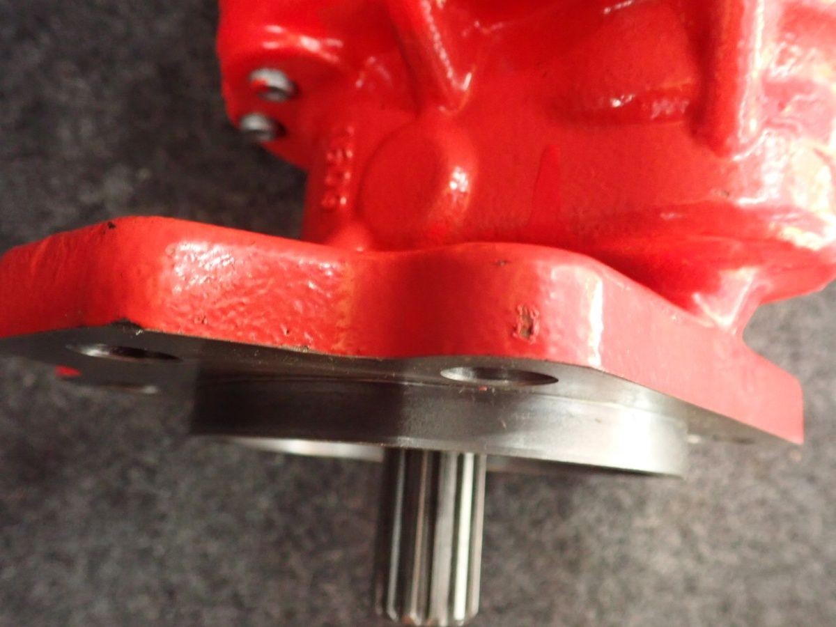 EATON BEZARES PTBELA26N12 Gear Pump, No Box*