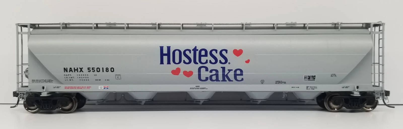 PRAIRIE SHADOWS HO NACC PD5000 Covered Hopper NAHX Wonder Bread Hostess 1982+