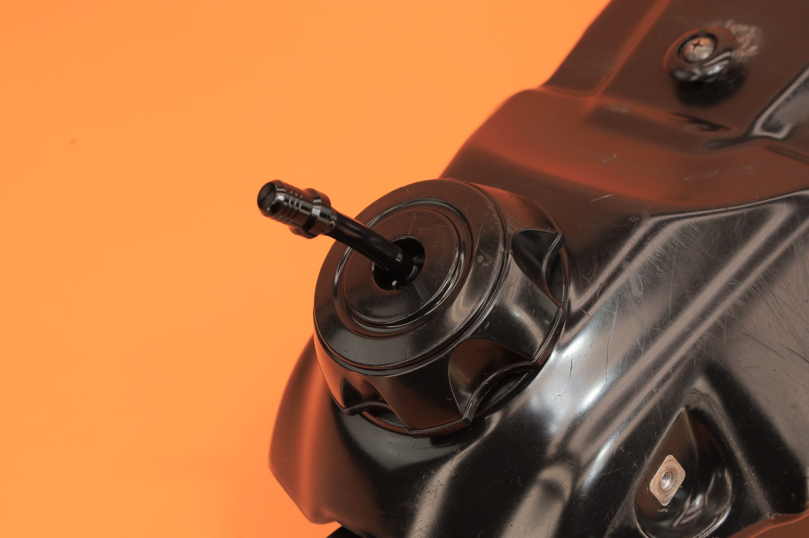 2007 04-09 CRF250R CRF250 OEM Gas Tank Fuel Cell Petrol Canister Cap Valve Mount