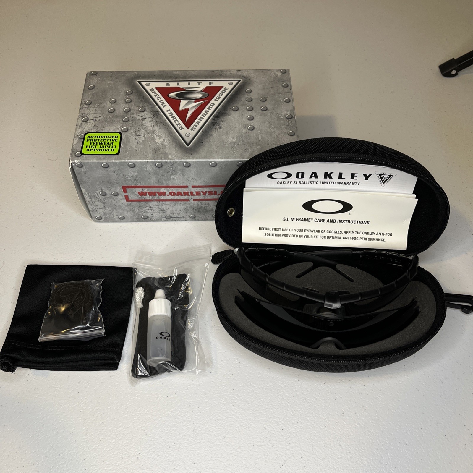 Oakley SI Ballistic M Frame 2.0 Strike, Frame: Black- 2 Lens: Clear & Gray NIB