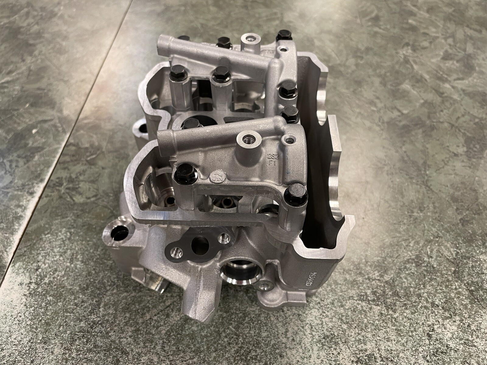 2014-2023 Yamaha YFZ450R YFZ 450R Engine Cylinder Head OEM 1TD-11101-09-00