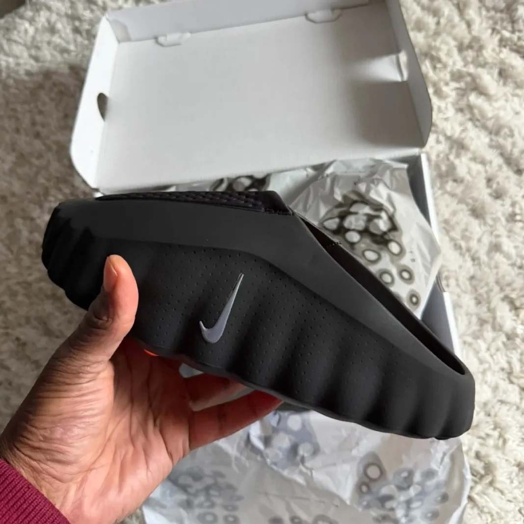 🔥 Mind 001 Mule | Black | Men’s Sneakers Size 7- 11