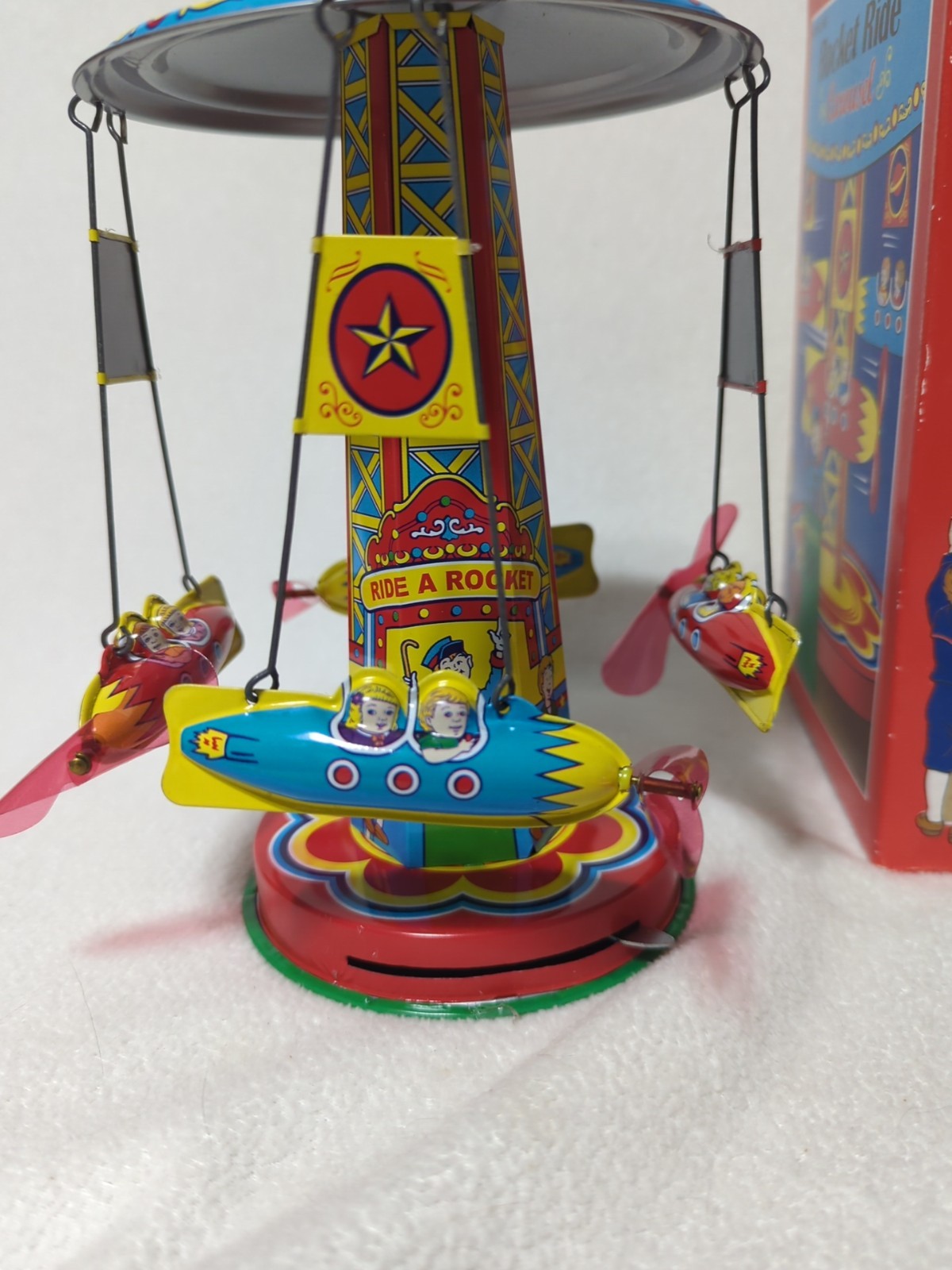 Schylling Rocket Ride Carousel • Featured In Baby Einstein 12th Video