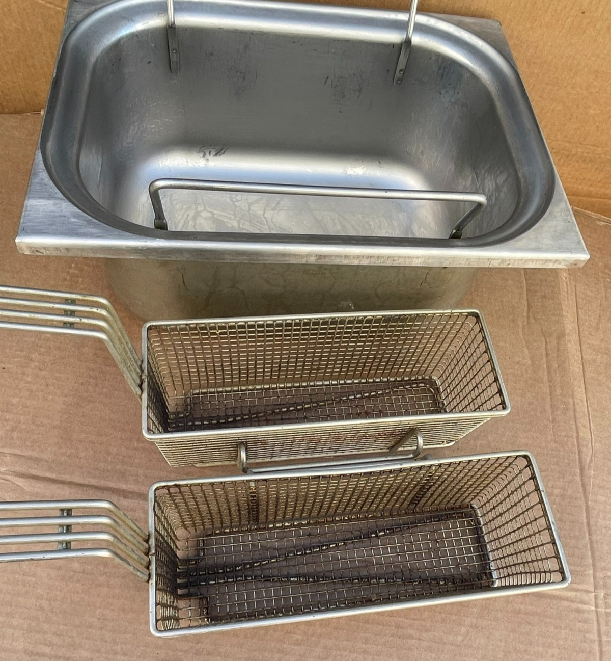 Eagle Countertop Deep Fryer 120V / 1800W / Model EF10-120