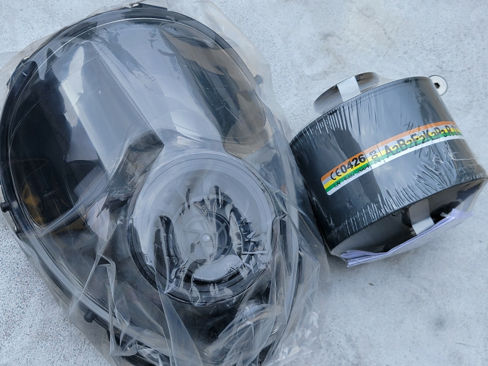 NATO 40mm Premium 2025 Gas Mask w/Tactical Pouch & NBC/CBRN Filter Exp 2030