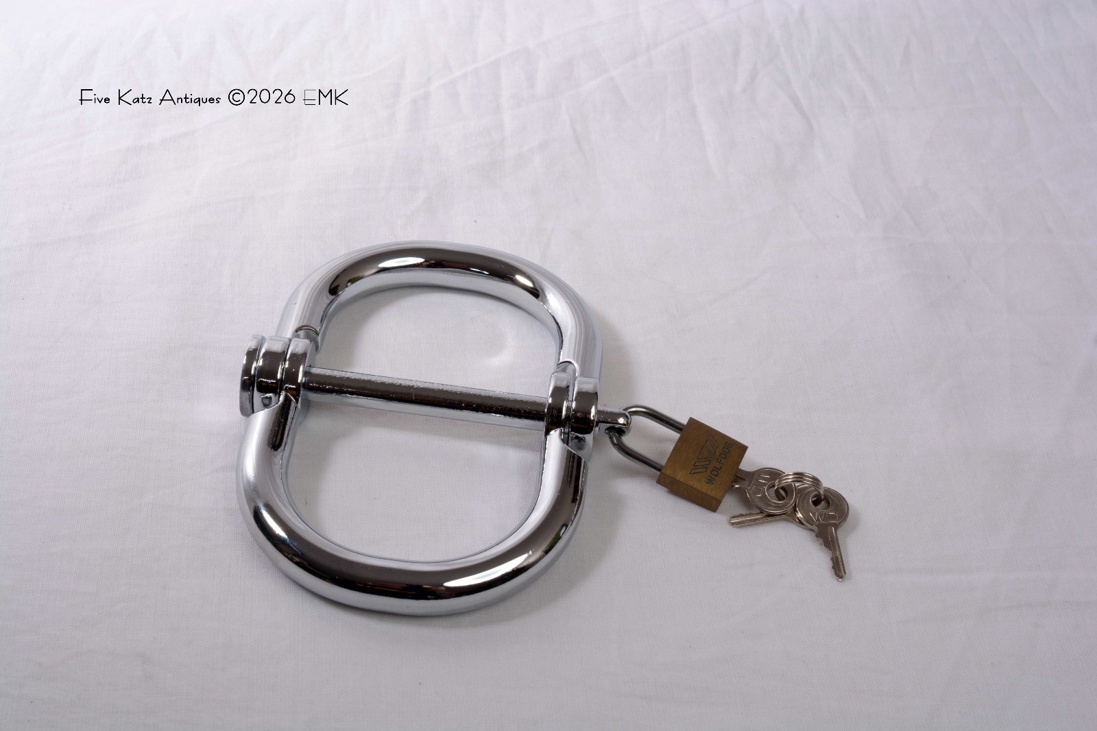 Folding Handcuffs/Wrist Restraints W/ Pin - Role Play - Bondage - New Old Stock