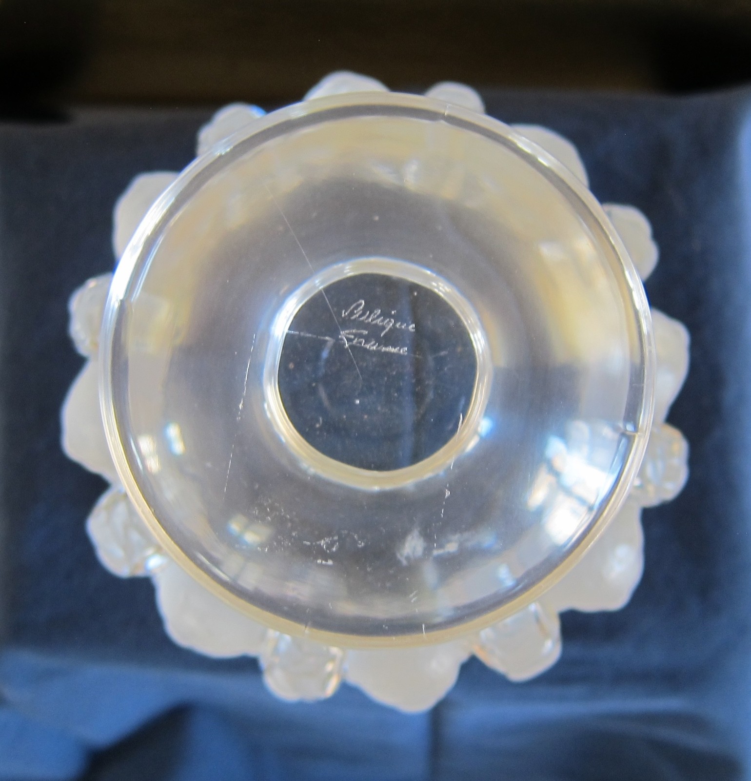 SIGNED Vintage Lalique Frosted Glass Satin Crystal Dampierre Bird Vase