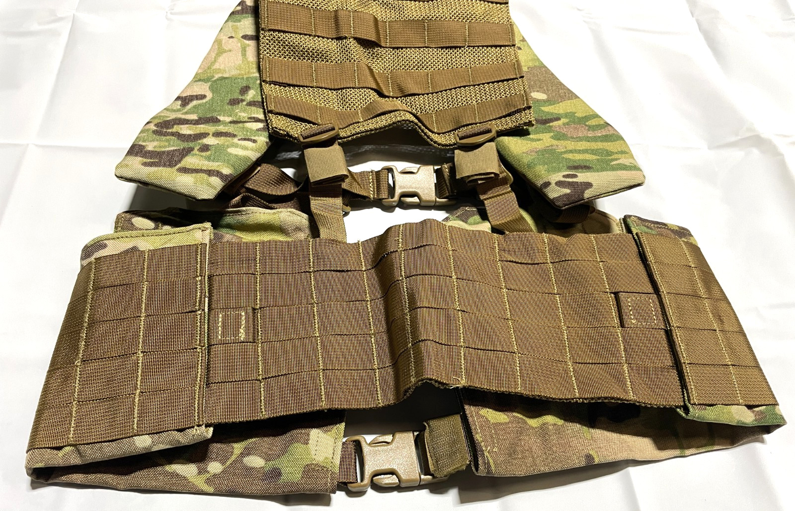 US Army OCP Multicam DFLCS V2 Load Carrying Gear Vest - H Harness - LARGE - NEW
