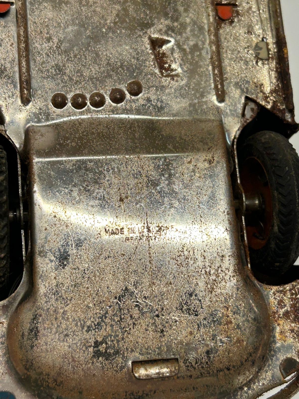 Vtg c1940s D-3150 Wind Up Toy Car Blue BMW German US Zone Maybe Distler As Is