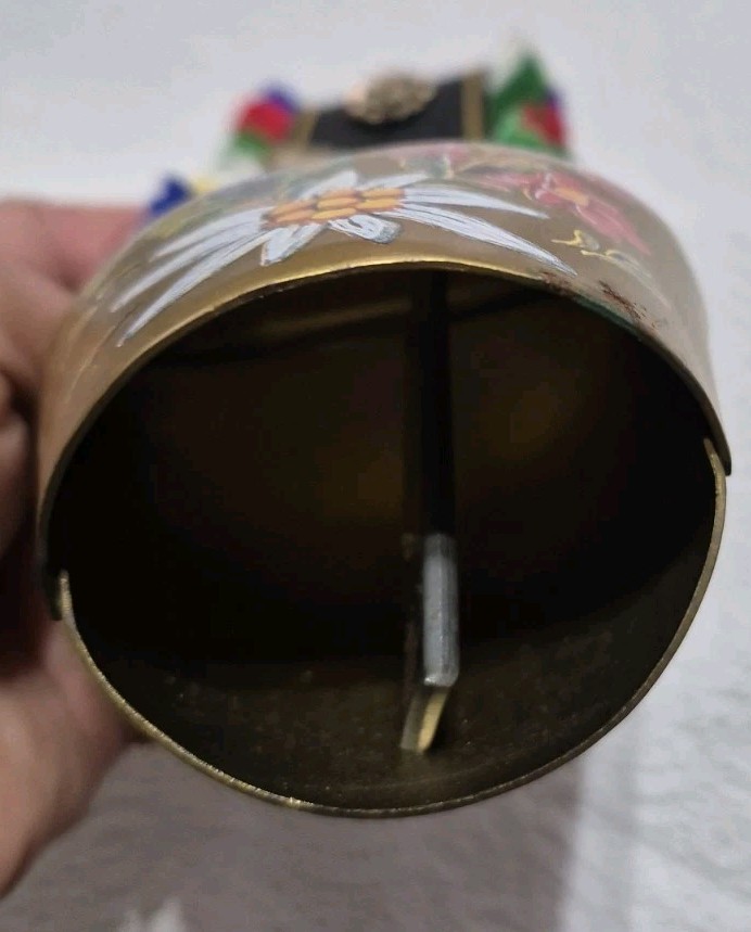 VINTAGE SWISS COWBELL,DECIRATIVE WALL HANGING BELL