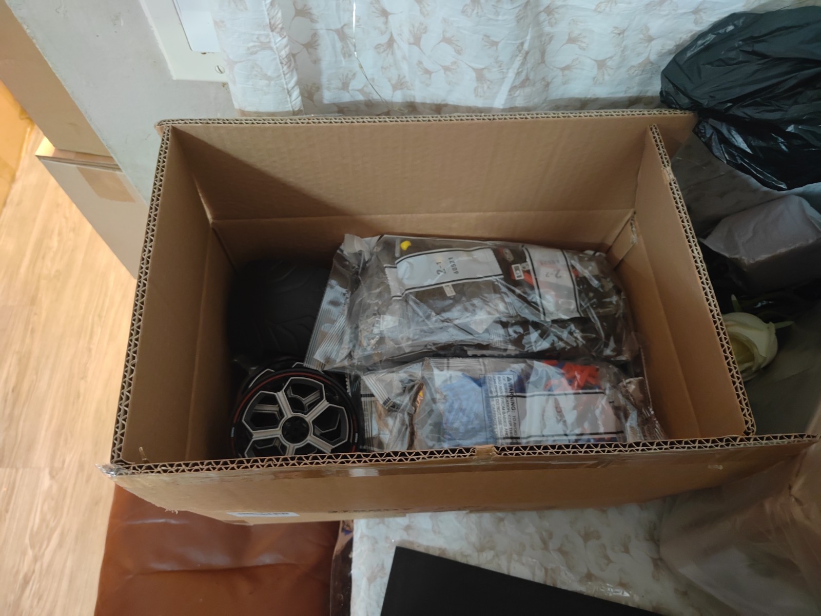 Motorcycle Building Set 2050pc Brand New Never Opened Box