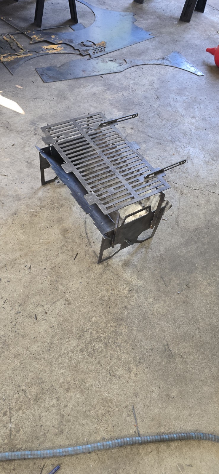 Collapsible Slot Grill 11 Gauge With A Lifted Rack Millscale Free MADE IN THE US