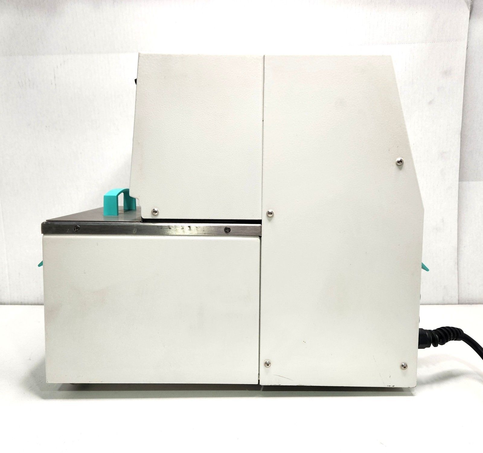 Julabo F30-C Compact Refrigerated /Heated Circulating Bath No Power Read