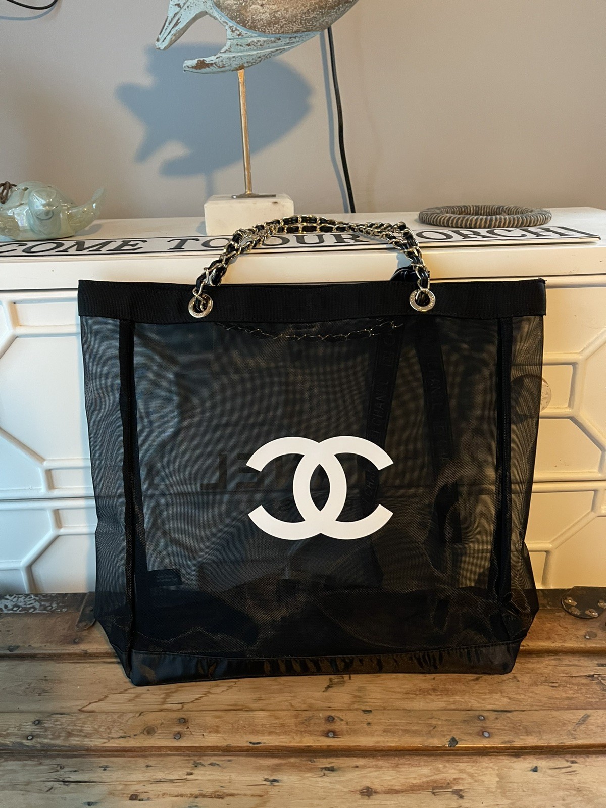 New Chanel Beauty Mesh VIP Tote And Matching Makeup Pouch - Gold Hardware