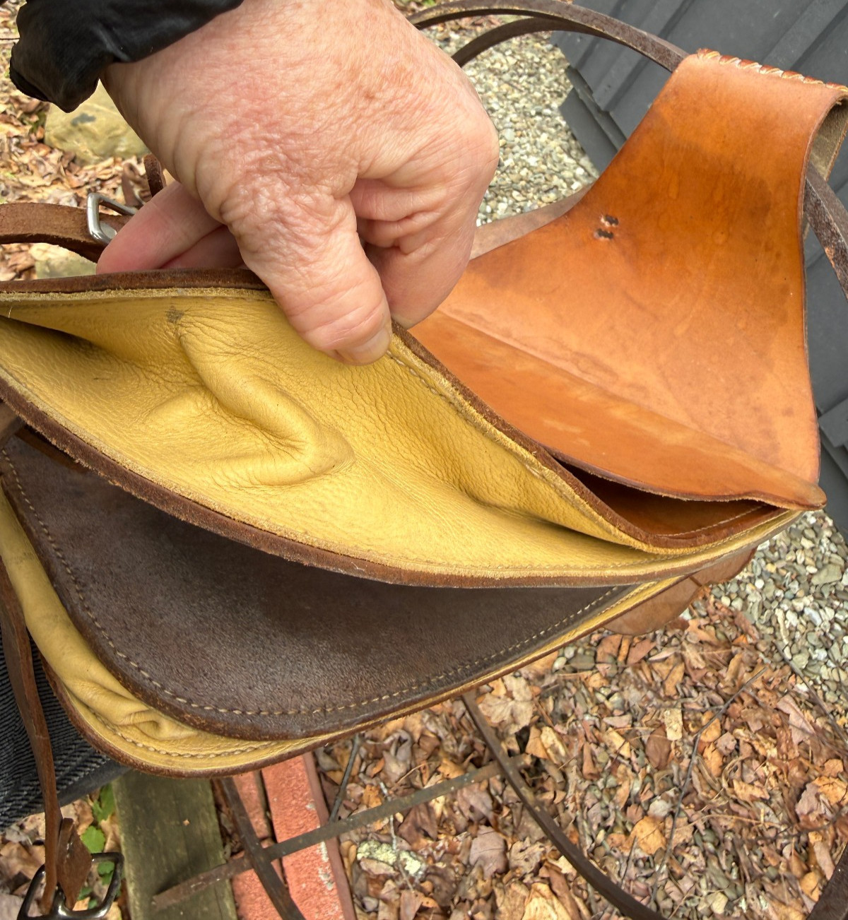 VTG LEATHER SADDLE BAGS WESTERN EQUESTRIAN TACK HORSE TACK CUSTOM HAND MADE